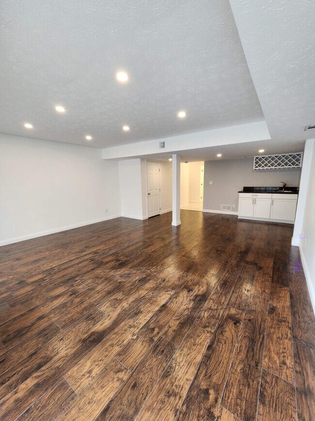 10555 Montgomery Rd unit 44, Montgomery, OH 45242 - photo 6