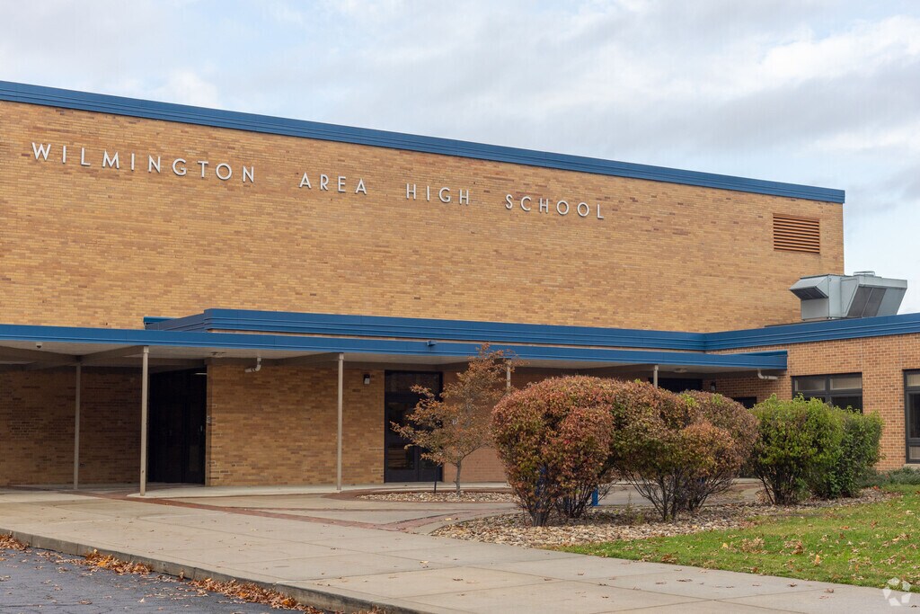 Wilmington Area High School provides education in the neighborhood of 
Middlesex.