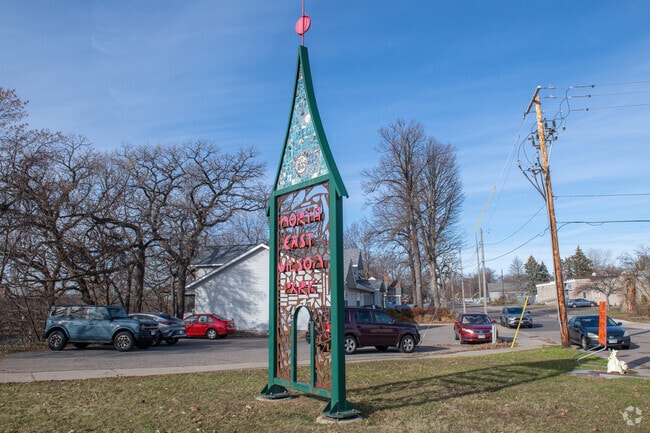 The East End neighborhood and Wilson Park form North East Wilson Park.
