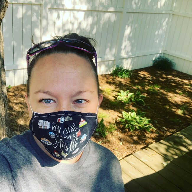 Agent Photo