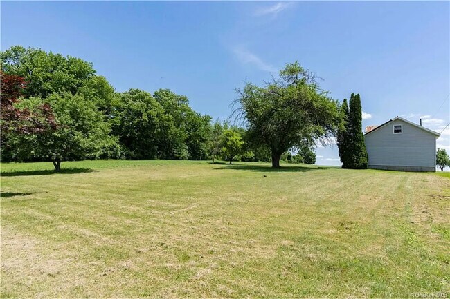 1014 Pulaski Hwy unit UP, Goshen, NY 10924 - photo 4