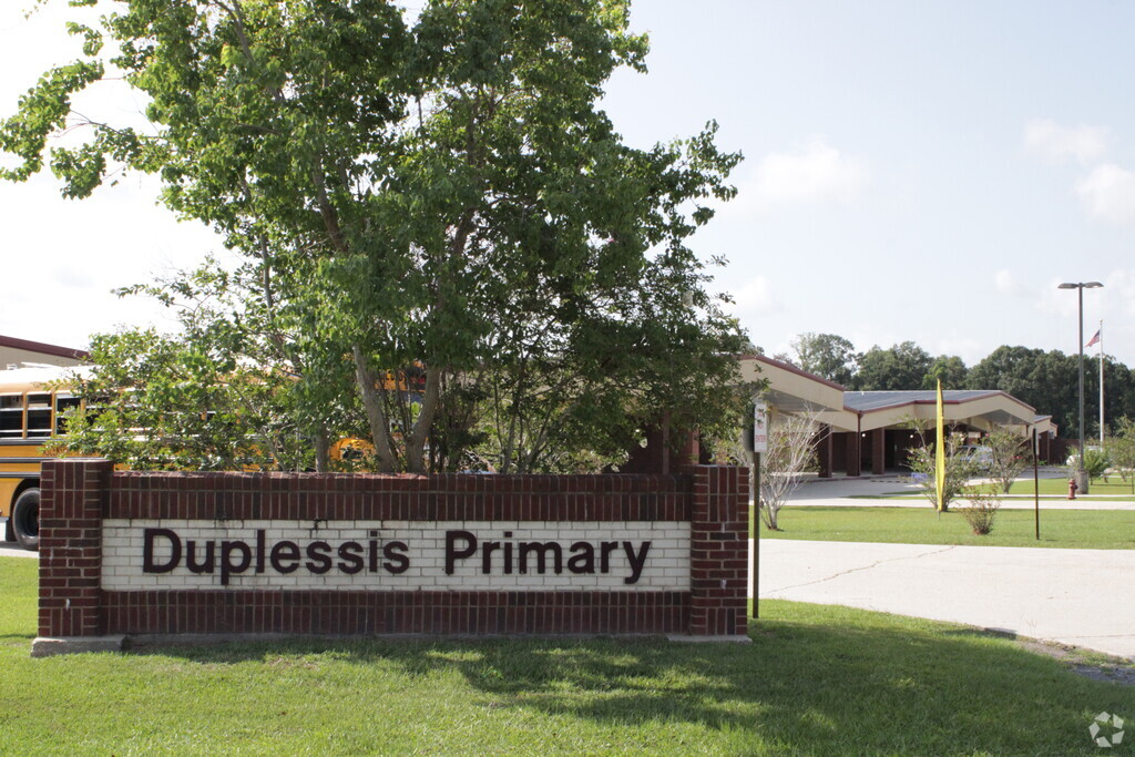 Main sign for Duplessis Primary School
