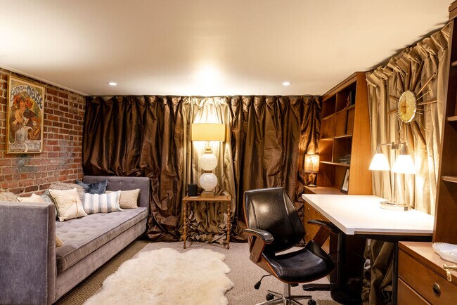 130 S Cortez St unit Japoolzzi Suite, New Orleans, LA 70119 - photo 6