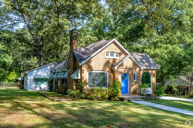 You will find amazing two level homes on larger lots in Pecan Lake.