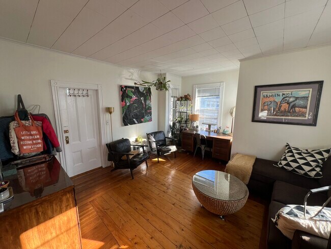 12 Hancock St unit 2, Somerville, MA 02144 - photo 4