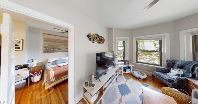 900 Massachusetts Ave unit 6, Cambridge, MA 02139 - photo 4