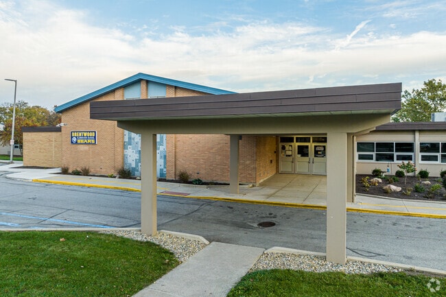 Local children may attend Fort Wayne Community Schools Brentwood Elementary.