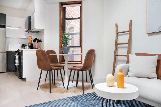 515 W 48th St unit ID1021970P, New York, NY 10036 - photo 7