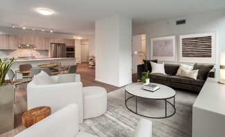 160 E Illinois St, Chicago, IL 60611