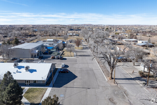 A western view of Sandia View Elementary.