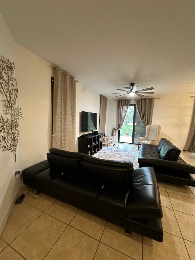 4879 NW 55th Place, Tamarac, FL 33319 - photo 7