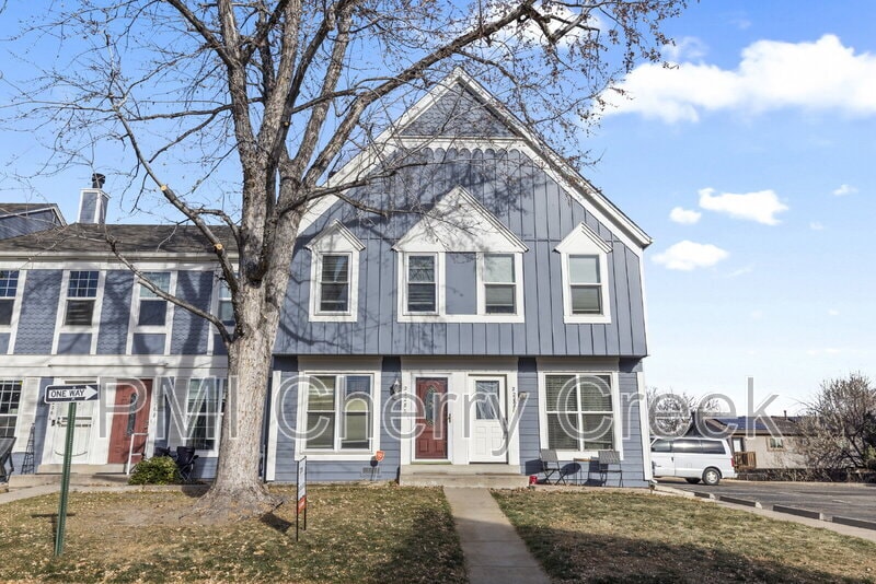 2228 S Jasper Way, Aurora, CO 80013 - photo 1