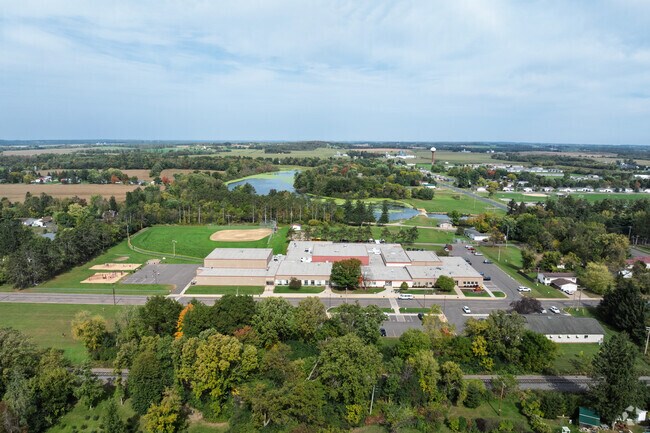 Riverview Middle School has a student-teacher ratio of 11 to 1.