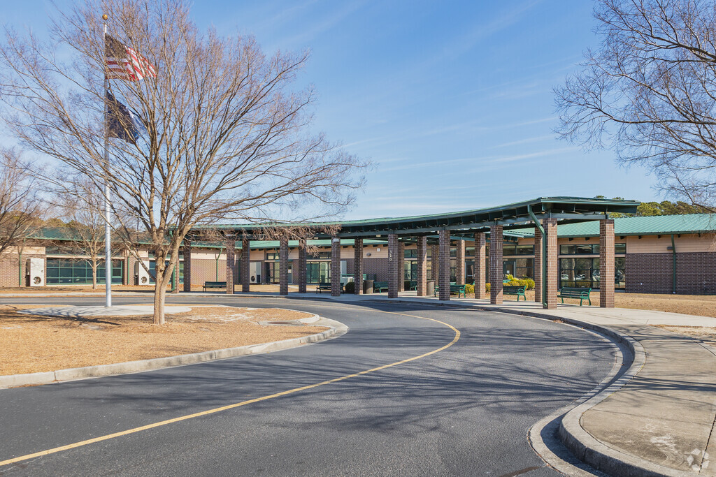 Waccamaw Intermediate School is public school in Pawleys Island, serving grades 4-6.