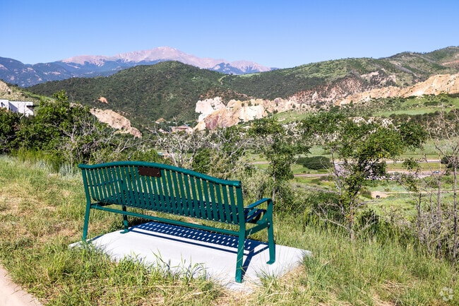 Relax and soak in the natural beauty here in the Kissing Camels neighborhood.