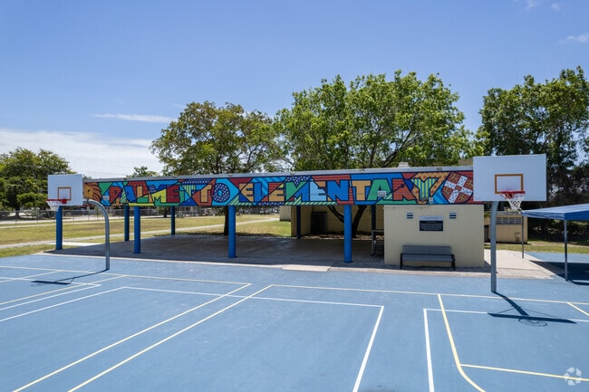 Palmetto Elementary School offers a wide variety of activities for students.