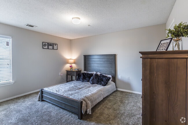 Begonia - Primary Bedroom