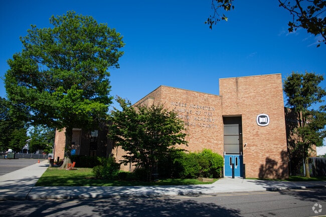 Hanc - Middle & High School