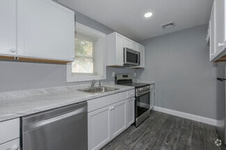 223 Meadow St, Naugatuck, CT 06770