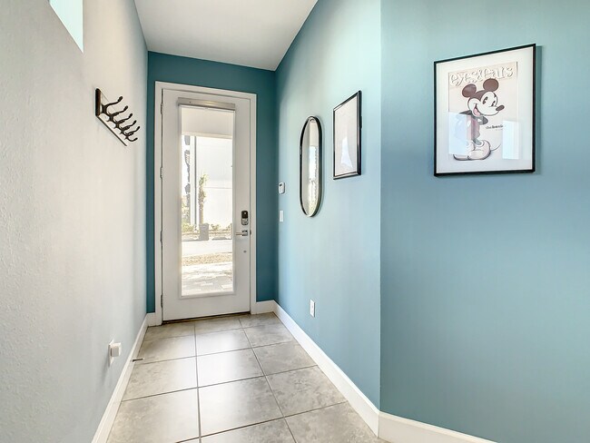 181 Villa Domani Cir, Davenport, FL 33896 - photo 2