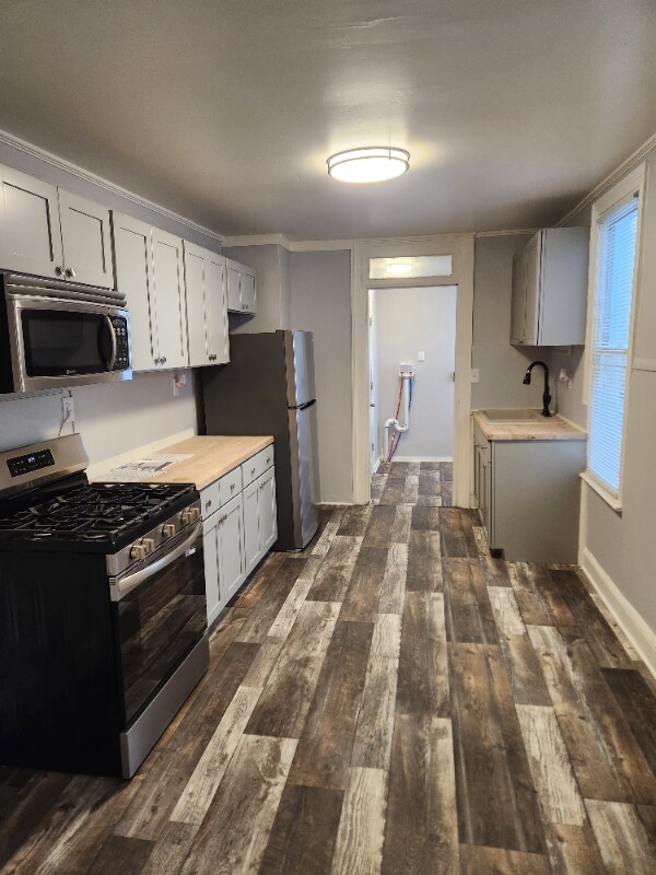 958 E Princess St, York, PA 17403 - photo 6