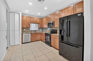 16097 Poppy Seed Cir, Delray Beach, FL 33484