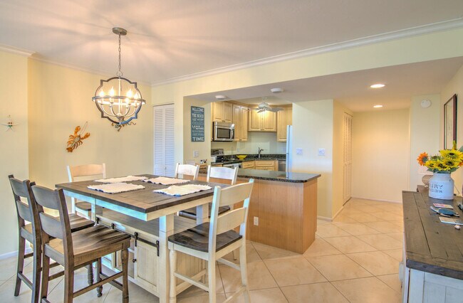 3 Bluebill Ave unit FL5-ID1049681P, Naples, FL 34108 - photo 5