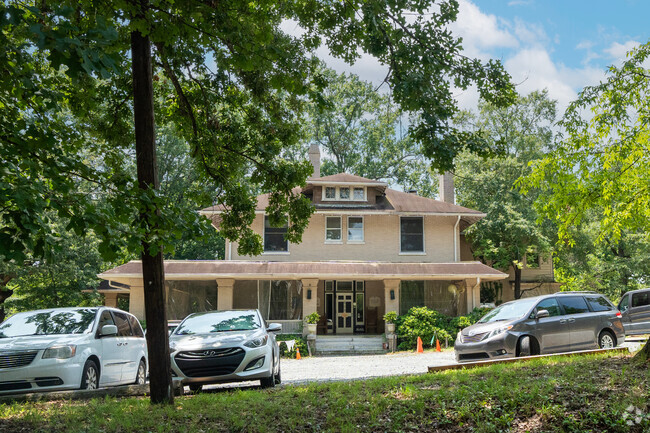 Camelot Academy in Durham, NC offers a strong academic program