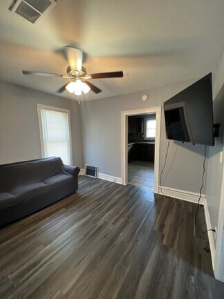1611 E Fayette St Unit 2, Syracuse, NY 13210