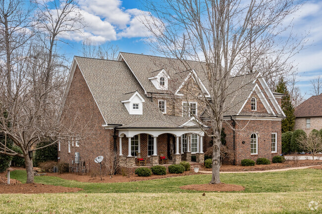 Large custom homes with beautifully manicured lawns are prevalent within the city of Summerfield.