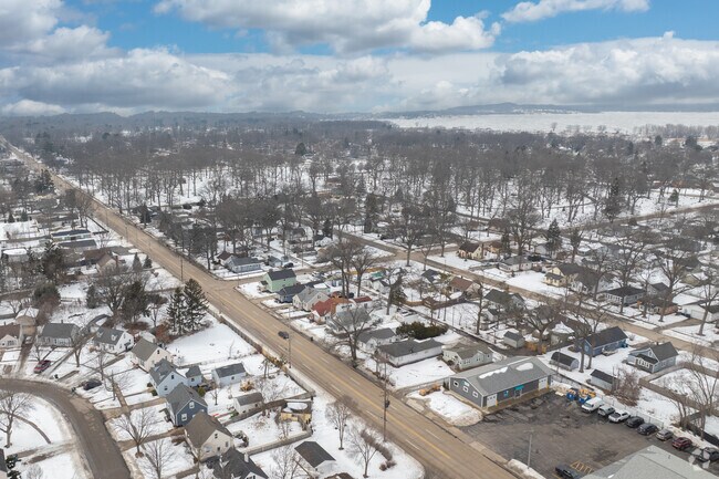 Norton Shores lies just South of Downtown Muskegon and minutes from Lake Michigan.