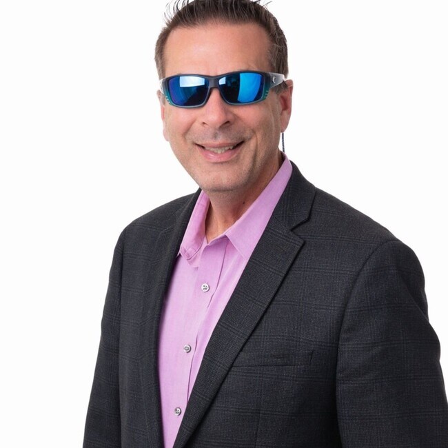 Agent Photo