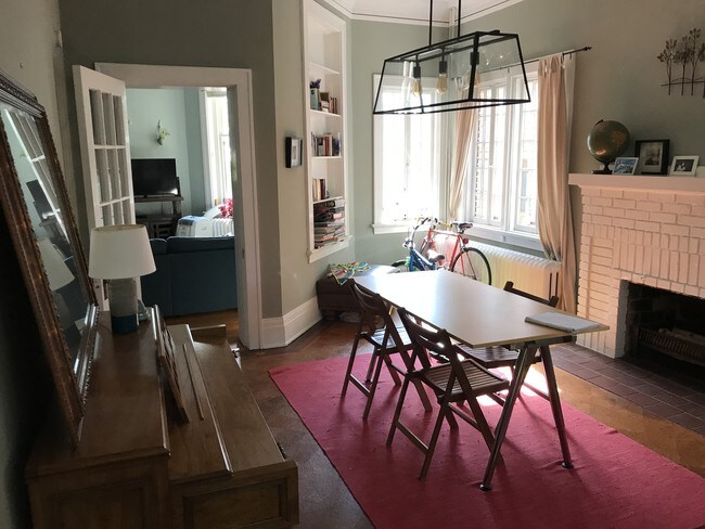 3340 Bishop St unit 1, Cincinnati, OH 45220 - photo 3