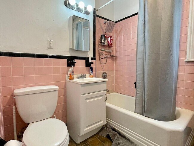 21 Euston St unit 3, Brookline, MA 02446 - photo 7