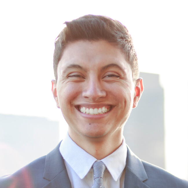Agent Photo