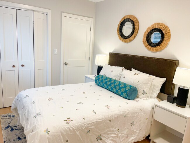 75 Thorndike St unit 2, Cambridge, MA 02141 - photo 7