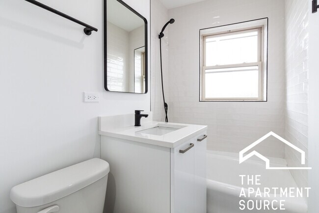 1553 W Hollywood Ave unit 302, Chicago, IL 60660 - photo 7