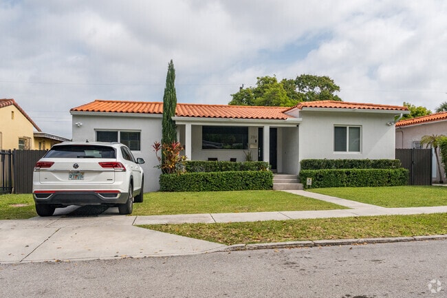 Mediterranean style homes with terracotta roofs are very popular in Coral Way.