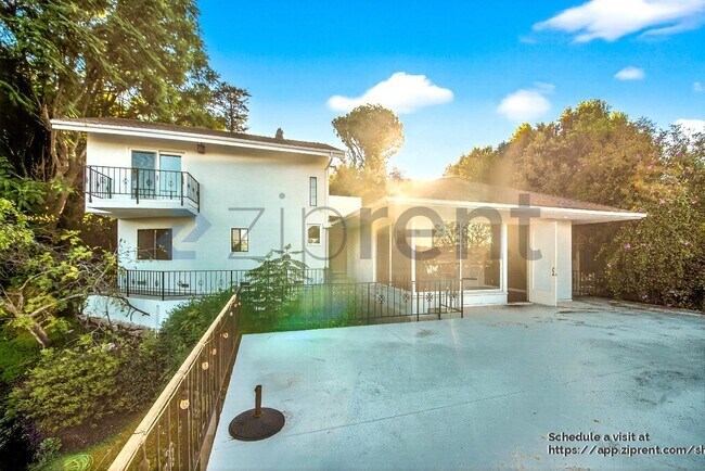 5187 Llano Dr, Woodland Hills, CA 91364 - photo 3