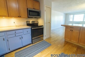 11 Cogswell Ave Unit 11, Cambridge, MA 02140