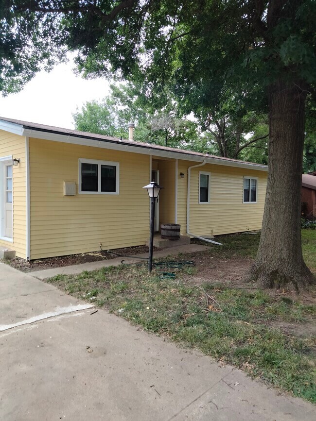 Montara Village, Topeka, KS 66619 - photo 4