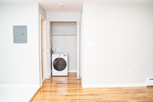 Kenmore Apartments, Southington, CT 06489 - photo 6