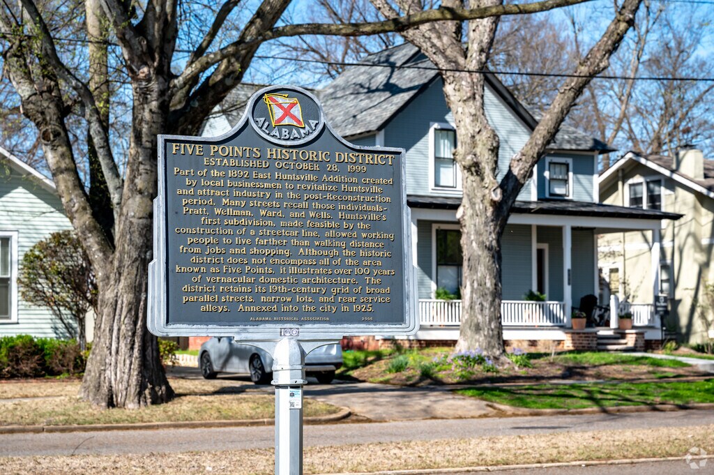 1303 Wells Ave SE, Huntsville, AL 35801