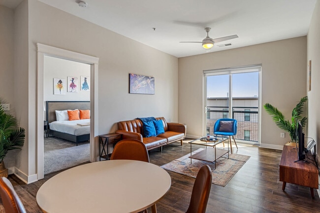 501n N New Jersey St unit ID1074001P, Indianapolis, IN 46204 - photo 3