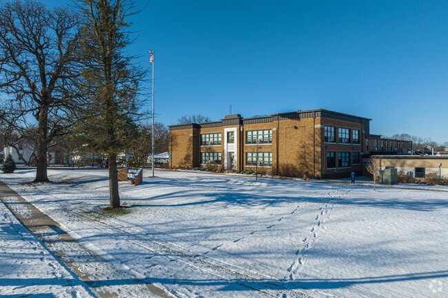 Newark Community HS serves about 168 students in 9th grade through 12th grade.