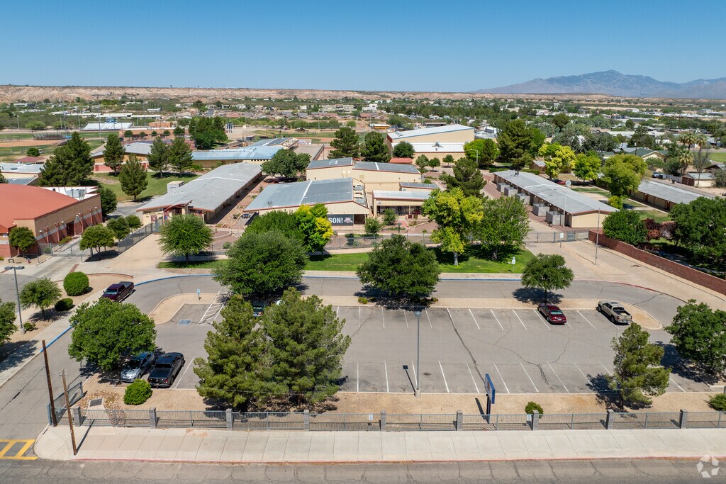 Benson High School serves grades 9-12 in Benson, Arizona.