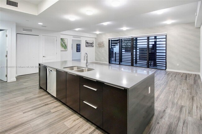 2955 Bird Ave unit PH B, Miami, FL 33133 - photo 2