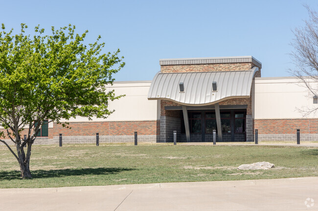 Stone Canyon Elementary School is highly rated with an A- on Niche.