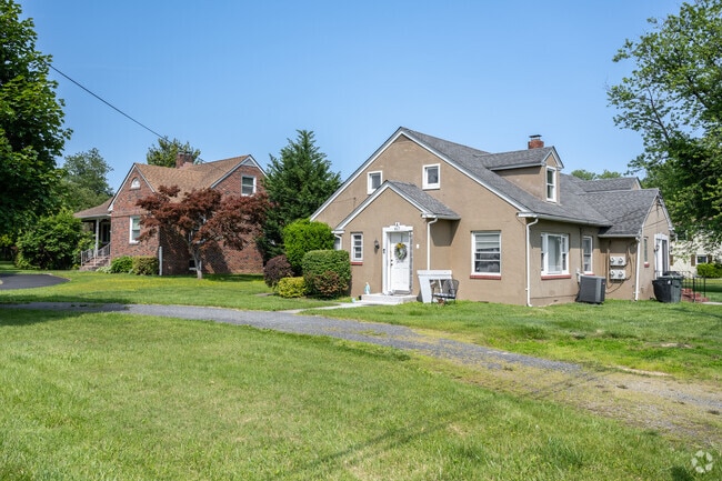 Cape cods are quite prevalent in the Long Bar Harbor neighborhood.