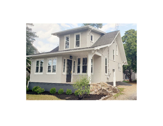 1051 N Mountain Rd, Harrisburg, PA 17112